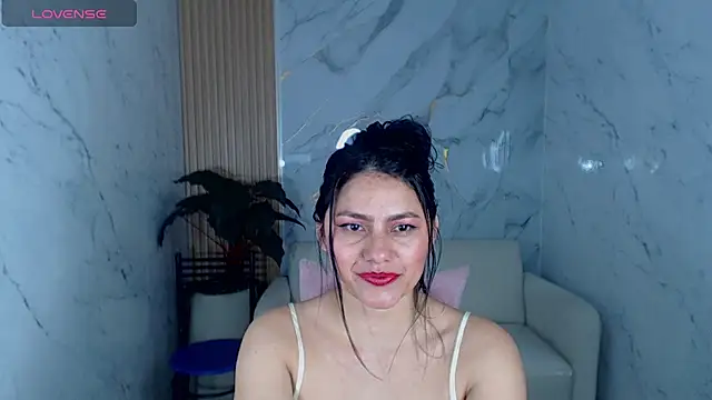 rox luxury tf online show from 03.06.26