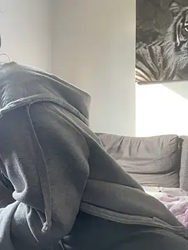 Snapshot of zoeelovee chatting on 02.18.26 zoeelovee online show from 02.18.26