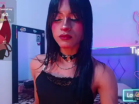 moonlyvelvet online show from 02.13.26