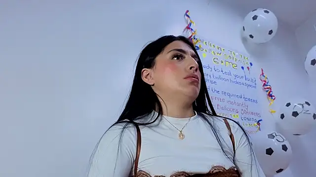 Julieta-Horny- online show from 06.16.26