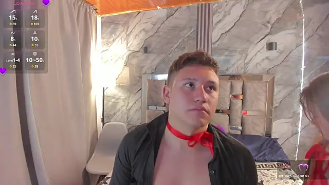 Snapshot of Manson_and_Zoe chatting on 04.06.26 Manson and Zoe online show from 04.06.26