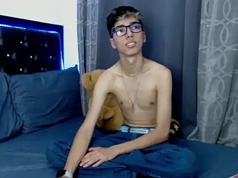 Snapshot of gabriel_x18 chatting on 02.06.26 gabriel x18 online show from 02.06.26