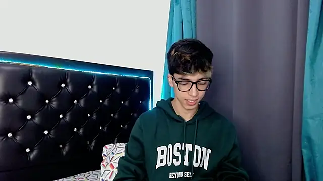 Snapshot of gabriel_x18 chatting on 02.27.26 gabriel x18 online show from 02.27.26