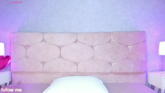 Chloe Miiler online show from 02.20.26