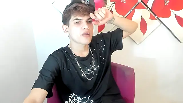 Jesshot bigcock20cm online show from 03.12.26