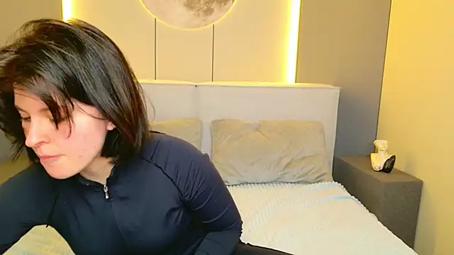 Milana Bold online show from 03.19.26