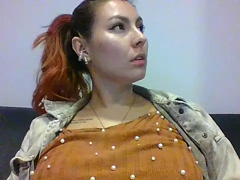 Snapshot of AnnyaEvans chatting on 06.02.26 AnnyaEvans online show from 06.02.26