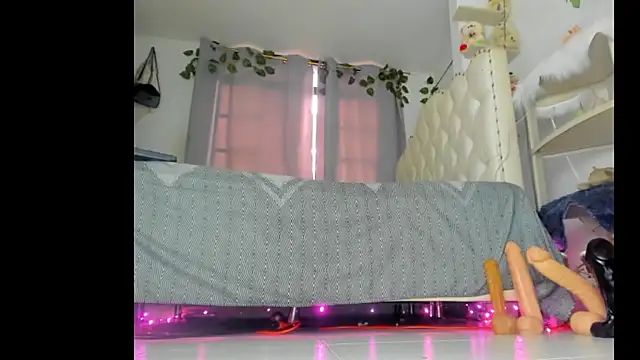 sweet supreme online show from 02.16.26