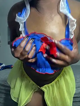 Snapshot of Ebony_Queeen chatting on 02.25.26 Ebony Queeen online show from 02.25.26