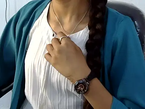 Mehaak  online show from 03.28.26