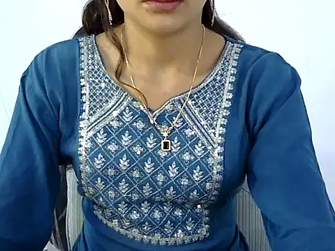 Mehaak  online show from 07.06.26