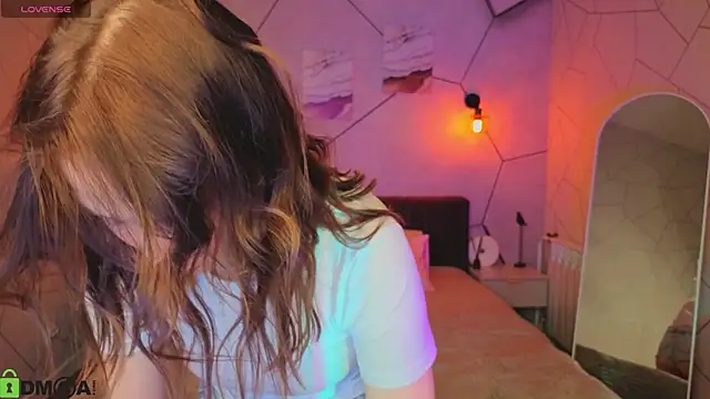 Snapshot of _Kiki_angel_ chatting on 03.25.26 Kiki angel online show from 03.25.26