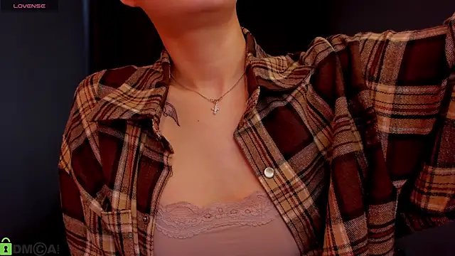 Snapshot of _Kiki_angel_ chatting on 04.13.26 Kiki angel online show from 04.13.26