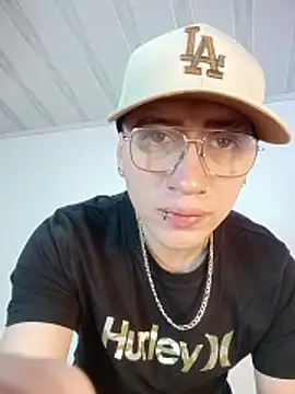 Snapshot of Emmanuel_Lust chatting on 02.18.26 Emmanuel Lust online show from 02.18.26