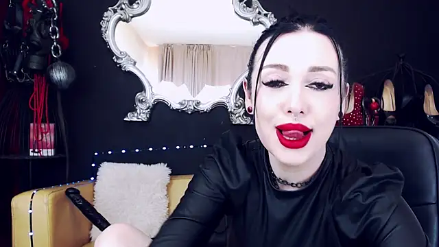 Snapshot of GoddessGeo chatting on 04.14.26 GoddessGeo online show from 04.14.26