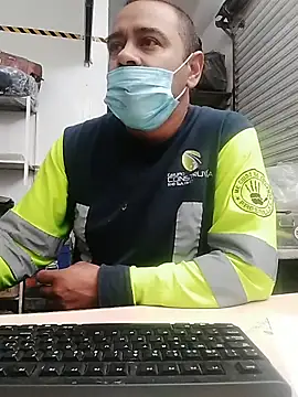 Snapshot of OMARMEX1 chatting on 04.08.26 OMARMEX1 online show from 04.08.26