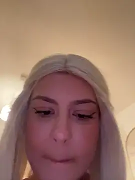 Red Blossom online show from 03.06.26