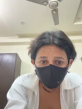 raavigirl online show from 02.23.26