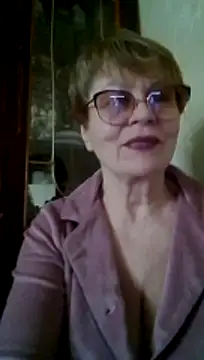 SophieBurns online show from 05.13.26