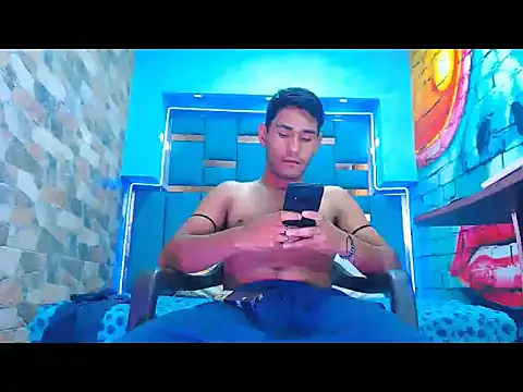 Snapshot of warmNoah chatting on 02.20.26 warmNoah online show from 02.20.26