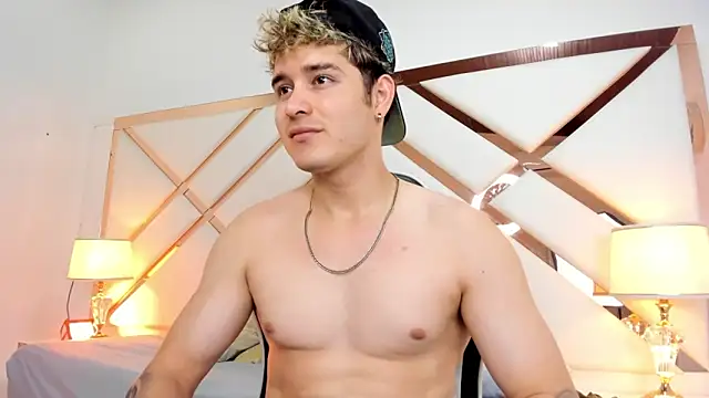 rayan linxx online show from 04.16.26