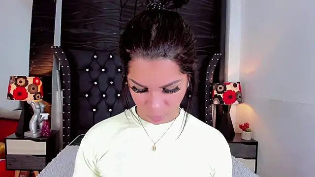 Makeyla Fox  online show from 02.27.26