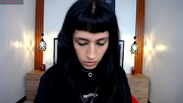 FRANCESCA LOVE  online show from 03.24.26