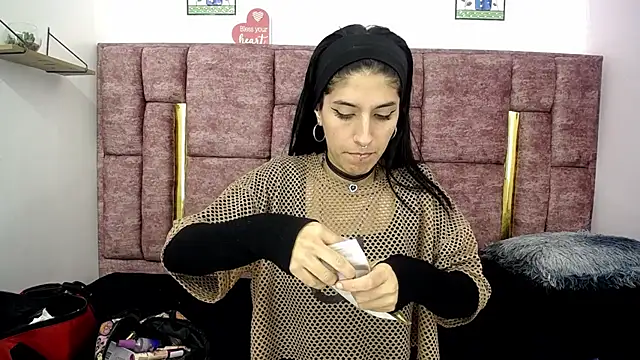 Snapshot of FRANCESCA_LOVE_ chatting on 06.21.26 FRANCESCA LOVE online show from 06.21.26