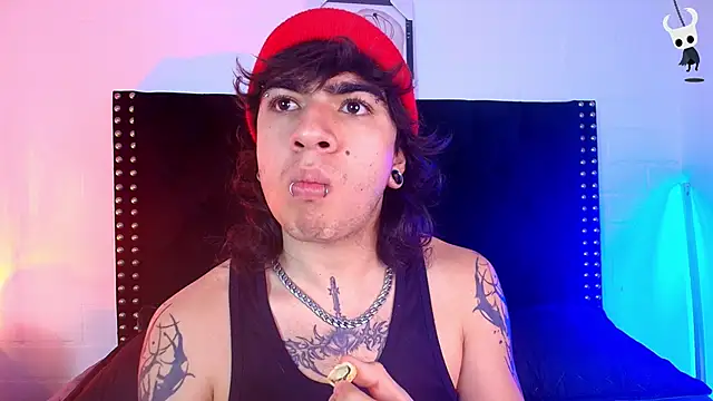 Snapshot of Axell_Kussh chatting on 02.24.26 Axell Kussh online show from 02.24.26