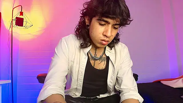 Axell Kussh online show from 03.09.26