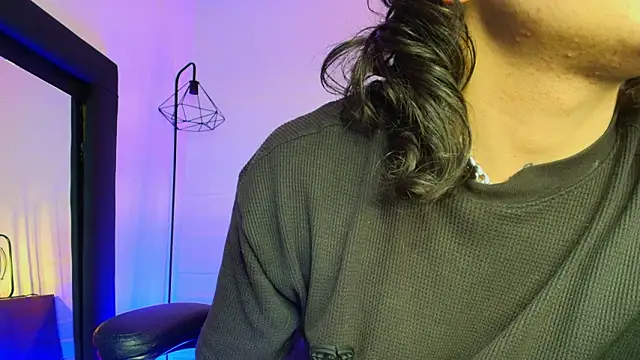 Axell Kussh online show from 03.21.26