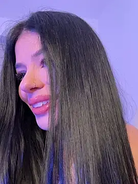 Snapshot of VivienDiamond chatting on 02.24.26 VivienDiamond online show from 02.24.26