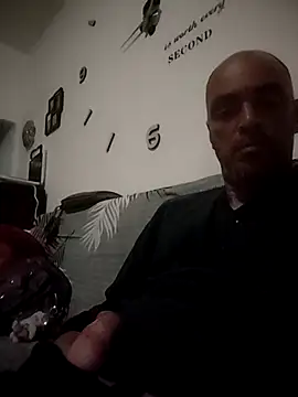 Snapshot of circott chatting on 03.02.26 circott online show from 03.02.26