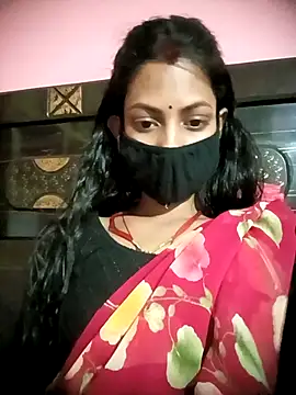 Snapshot of BIG_QWEEN_NO1 chatting on 03.10.26 BIG QWEEN NO1 online show from 03.10.26