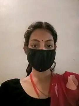 Snapshot of BIG_QWEEN_NO1 chatting on 04.11.26 BIG QWEEN NO1 online show from 04.11.26