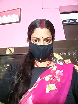 Snapshot of BIG_QWEEN_NO1 chatting on 04.13.26 BIG QWEEN NO1 online show from 04.13.26