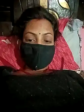 Snapshot of BIG_QWEEN_NO1 chatting on 04.14.26 BIG QWEEN NO1 online show from 04.14.26