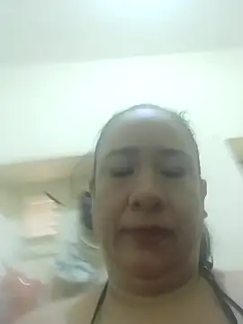 Snapshot of hannah_boscovich chatting on 02.27.26 hannah boscovich online show from 02.27.26