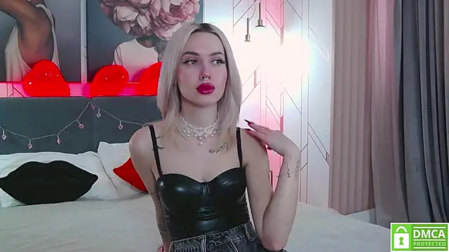 Snapshot of JosephineRowe chatting on 02.28.26 JosephineRowe online show from 02.28.26