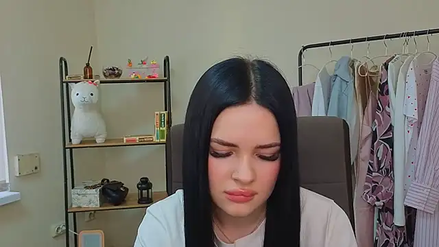 JenniferHowardd online show from 02.10.26