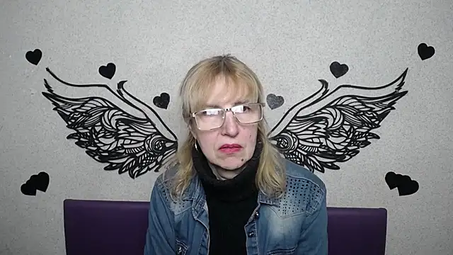 Snapshot of PattySanny chatting on 02.25.26 PattySanny online show from 02.25.26