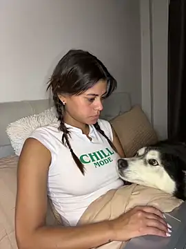 RachelWeisz  online show from 02.17.26