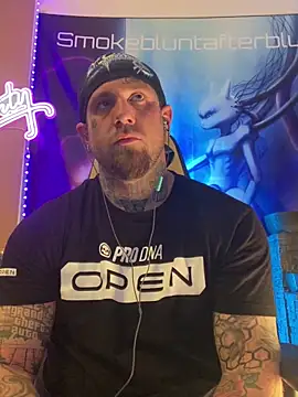 Smokebluntafterblunt online show from 02.13.26