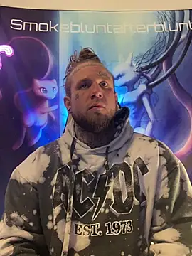 Snapshot of Smokebluntafterblunt chatting on 03.16.26 Smokebluntafterblunt online show from 03.16.26