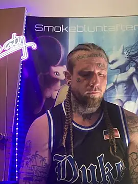 Snapshot of Smokebluntafterblunt chatting on 04.14.26 Smokebluntafterblunt online show from 04.14.26