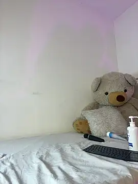 Snapshot of Kyliegolden chatting on 02.11.26 Kyliegolden online show from 02.11.26