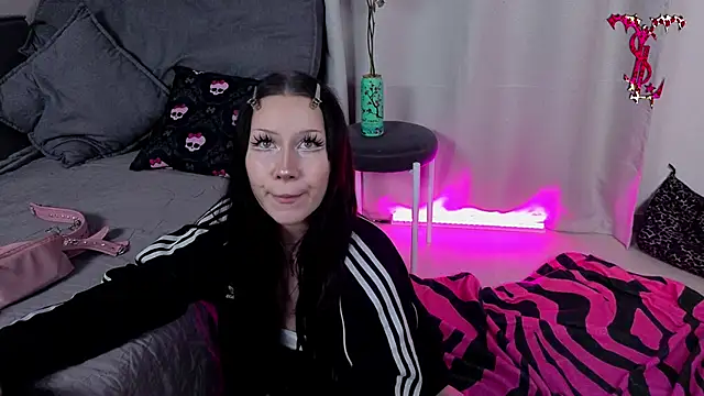 xdigitalxhoe online show from 06.01.26