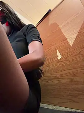 LadyKitsune online show from 02.13.26