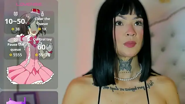 Snapshot of Axarasss_ chatting on 02.17.26 Axarasss online show from 02.17.26