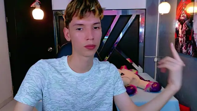 Snapshot of Liam_Green1 chatting on 02.27.26 Liam Green1 online show from 02.27.26